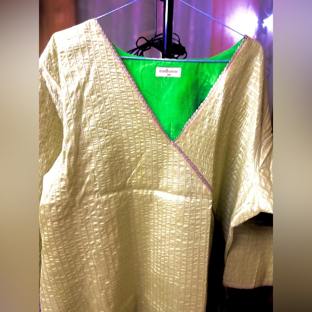 Brand New!TruBrowns Pure Silk English Green Kurta;Beautiful Parrot Green Lining - Picture 3 of 13